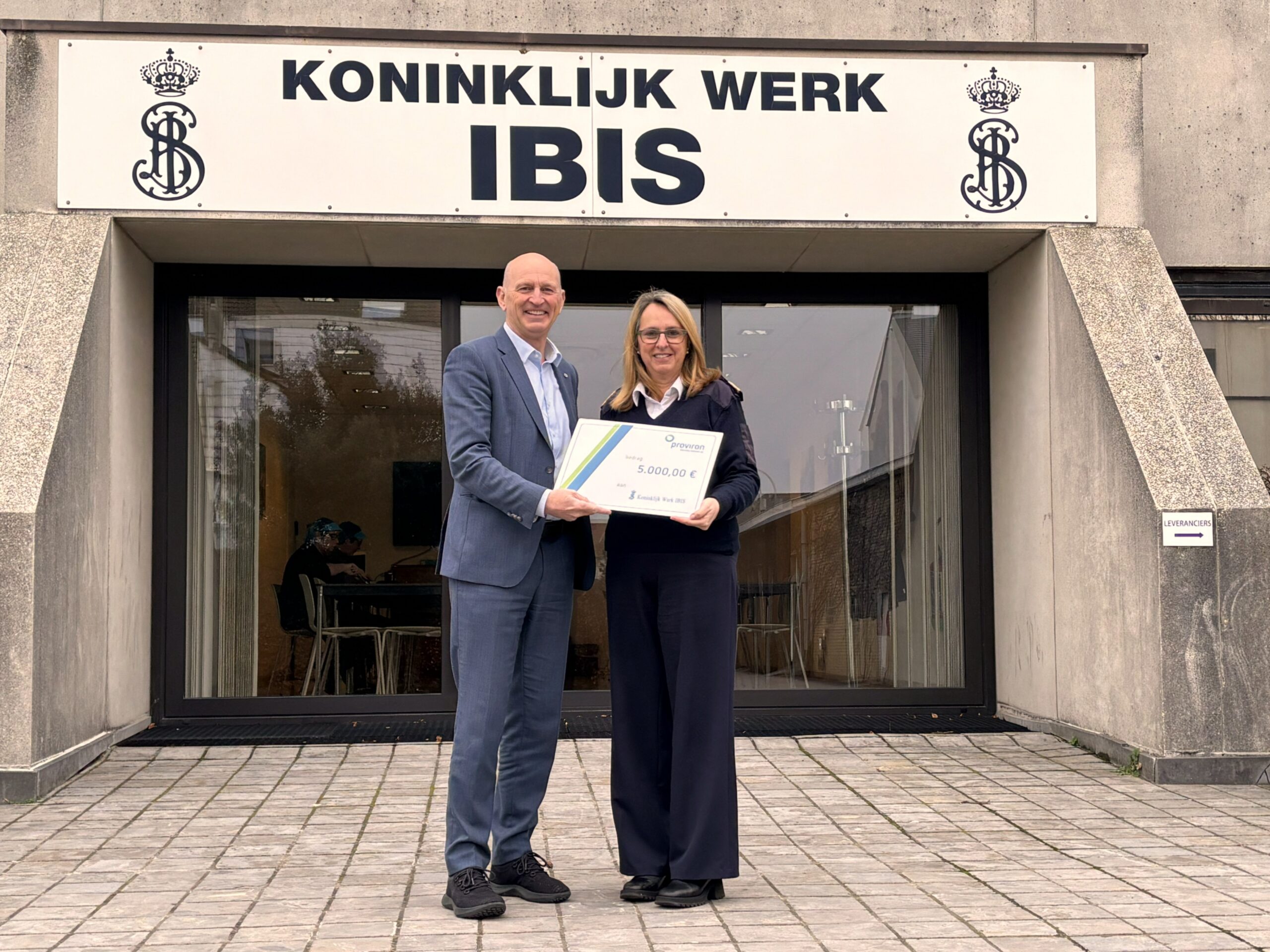 Proviron schenkt IBIS check voor verjaardagsproject